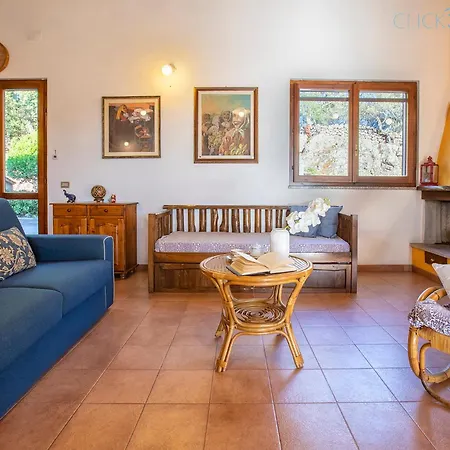 빌라 Olive Tree, Immersa Nella Natura Per Relax E Quiete Putifigari