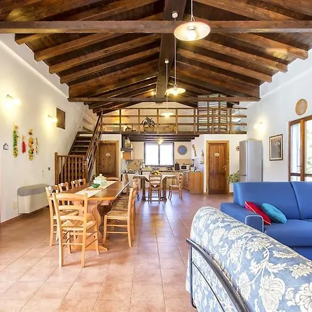 Villa Olive Tree, Immersa Nella Natura Per Relax E Quiete Putifigari