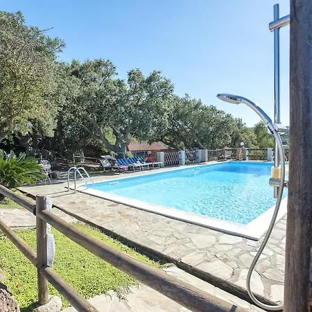 Villa Olive Tree, Immersa Nella Natura Per Relax E Quiete Putifigari